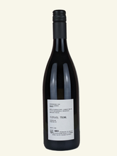 Lade das Bild in den Galerie-Viewer, Andreas Durst - Pinot Noir 2022